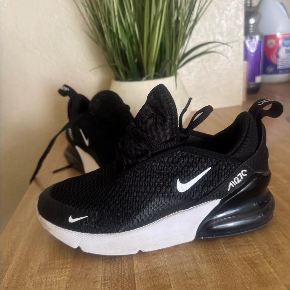 Nike Kids Black and White Sneakers